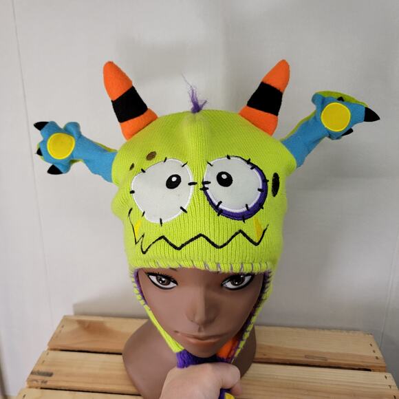 Flipeez Kids Green Monster Beanie w/ Flipping Hands - Picture 2 of 7